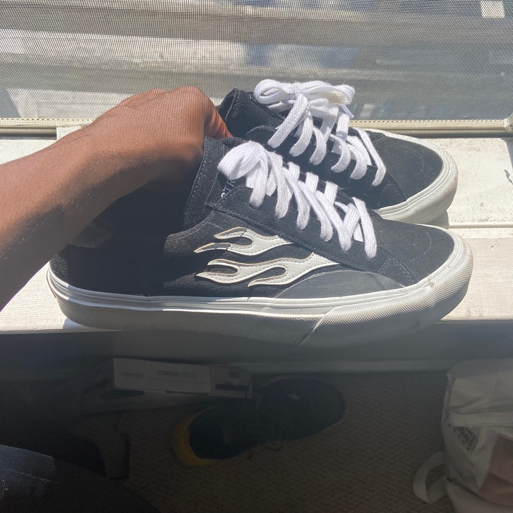 Skating Shoes